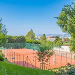 Spacieux 3 Pièces Avec Piscine Et Tennis Antibes