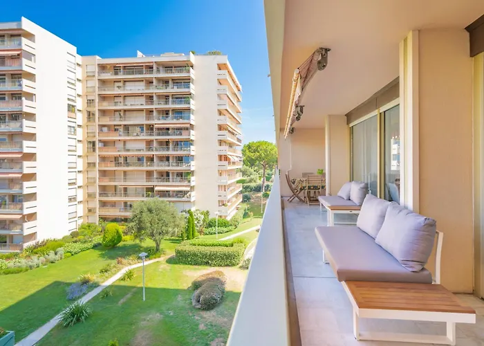 Hello Cote D'azur - Spacieux 3 Pieces Avec Piscine Et Tennis Antibes